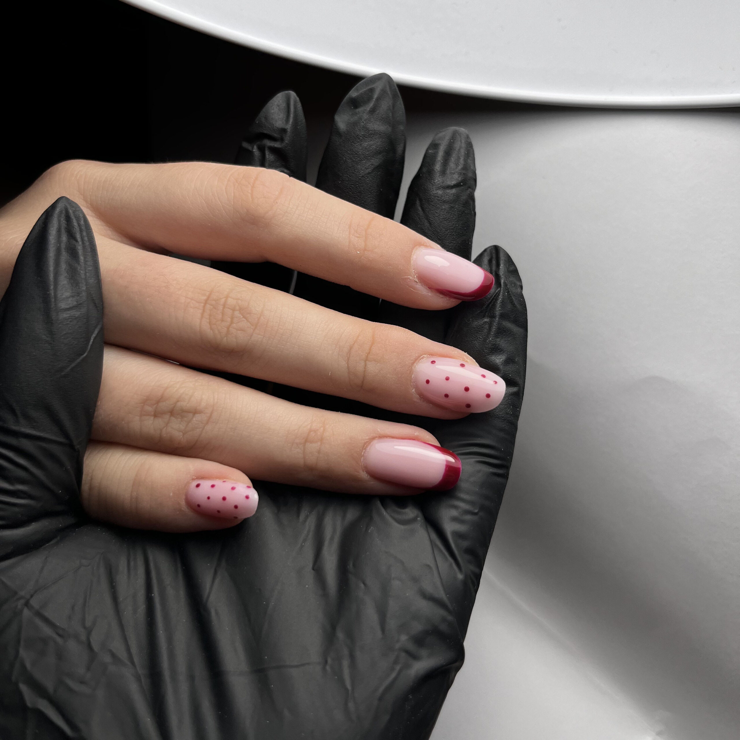 Home manicure brokatowy srebrny